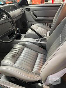 1993 Ford Mustang SVT Cobra   - Photo 15 - Auburn, IN 46706