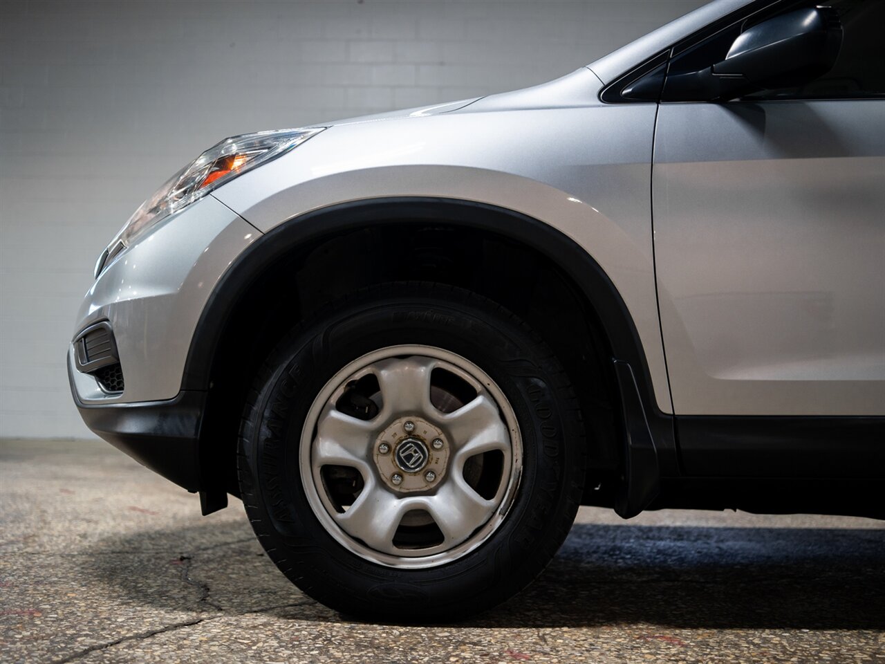 2016 Honda CR-V LX - Photo 11 - Peoria, IL 61615