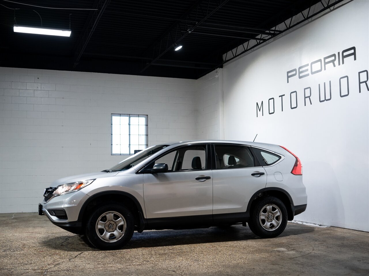 2016 Honda CR-V LX - Photo 4 - Peoria, IL 61615
