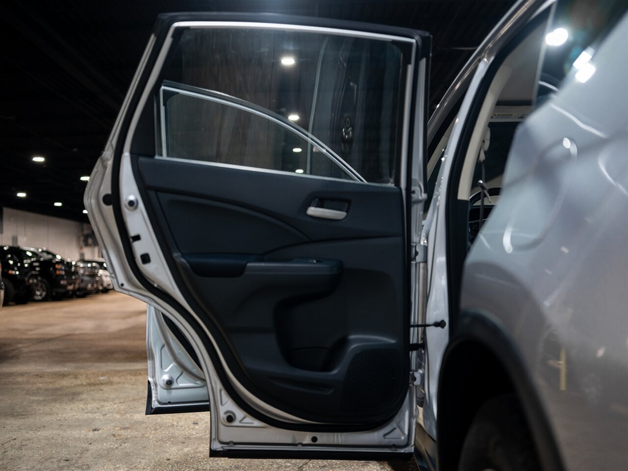 2016 Honda CR-V LX - Photo 40 - Peoria, IL 61615