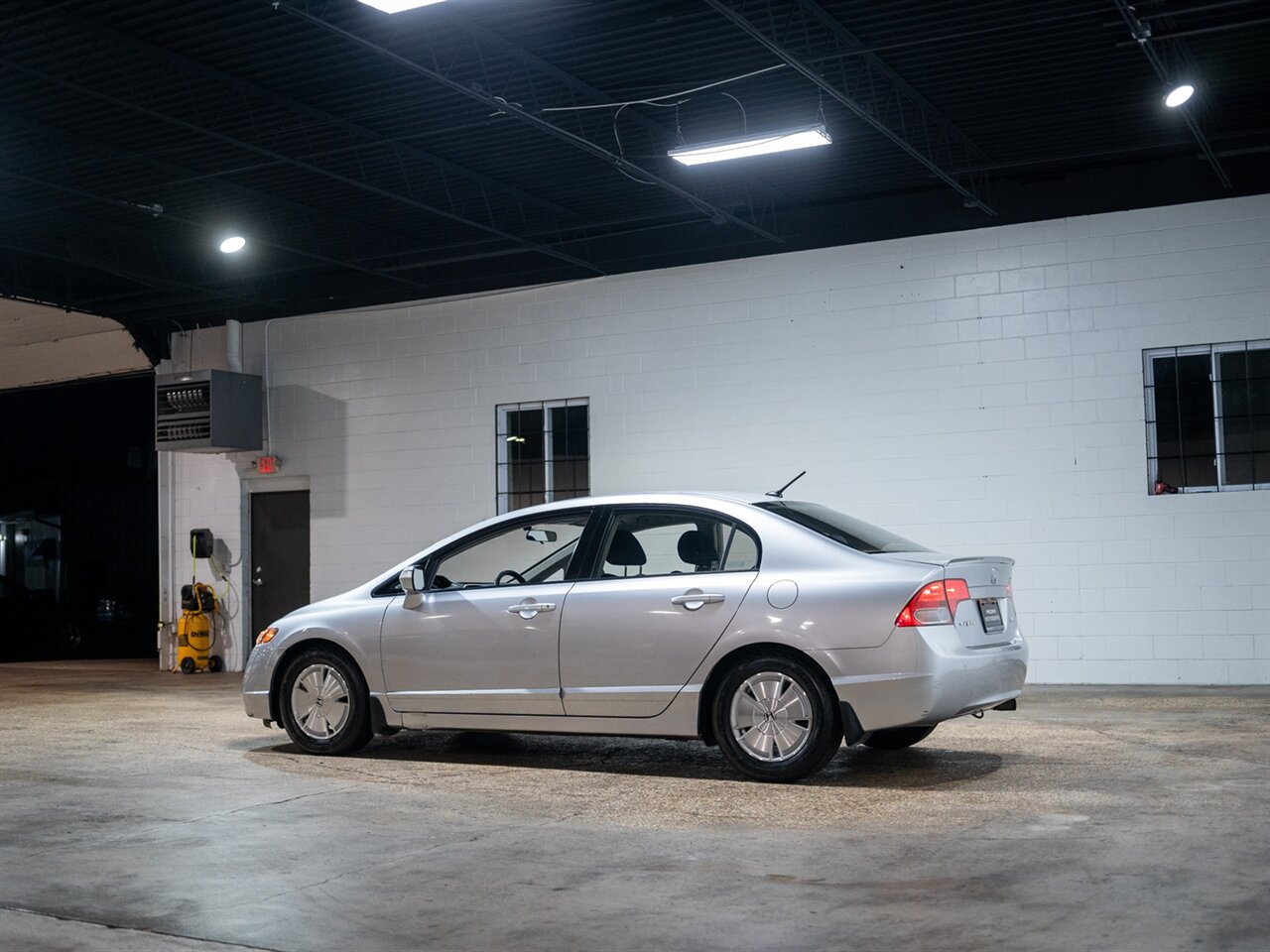 2007 Honda Civic Hybrid - Photo 9 - Peoria, IL 61615