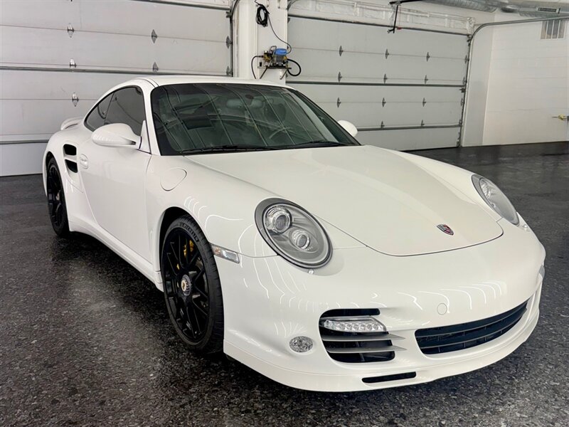 2013 Porsche 911 Turbo S  