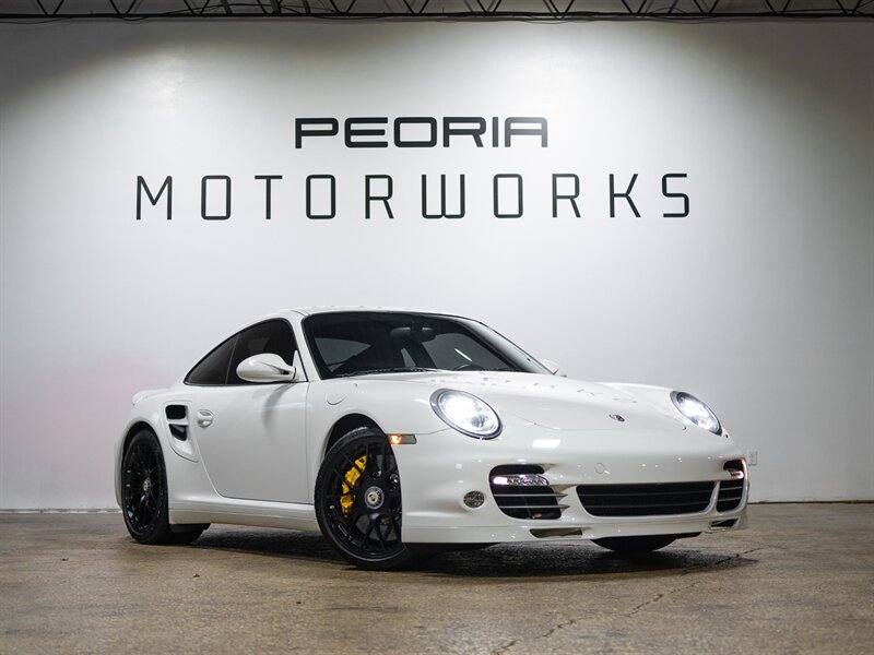 2013 Porsche 911 Turbo S  