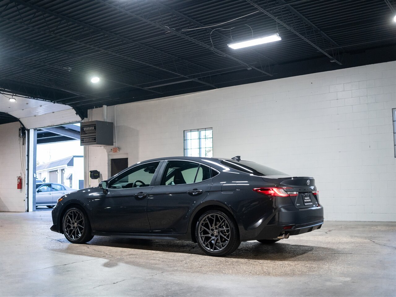 2026 Toyota Camry SE - Photo 8 - Peoria, IL 61615