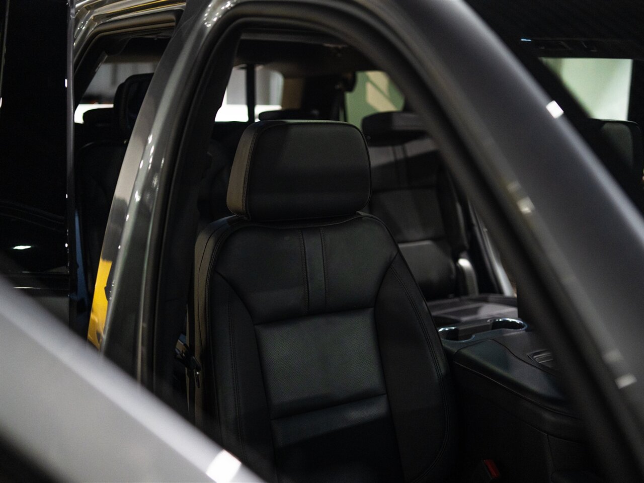2024 Chevrolet Tahoe RST   - Photo 37 - Peoria, IL 61615