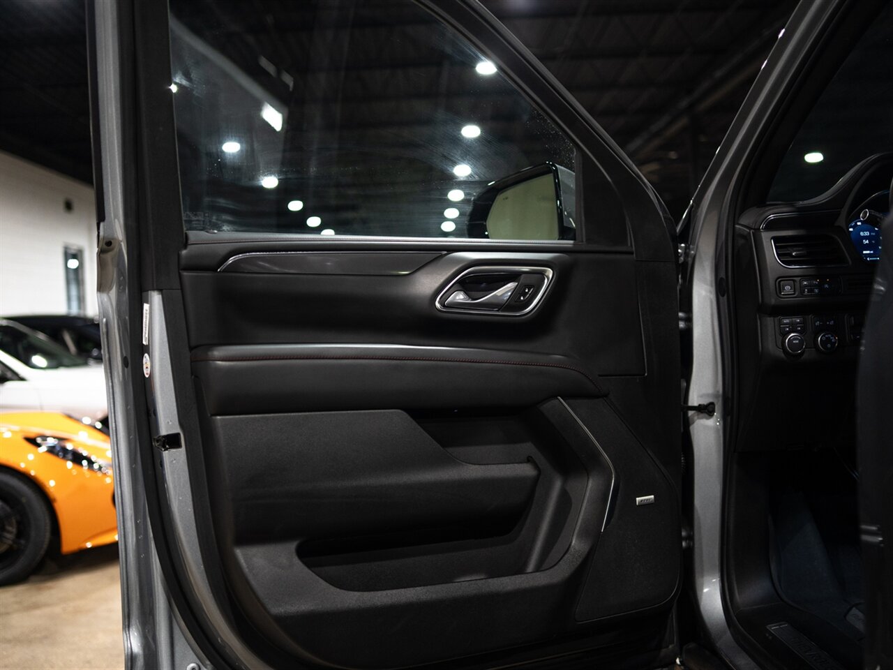 2024 Chevrolet Tahoe RST   - Photo 44 - Peoria, IL 61615