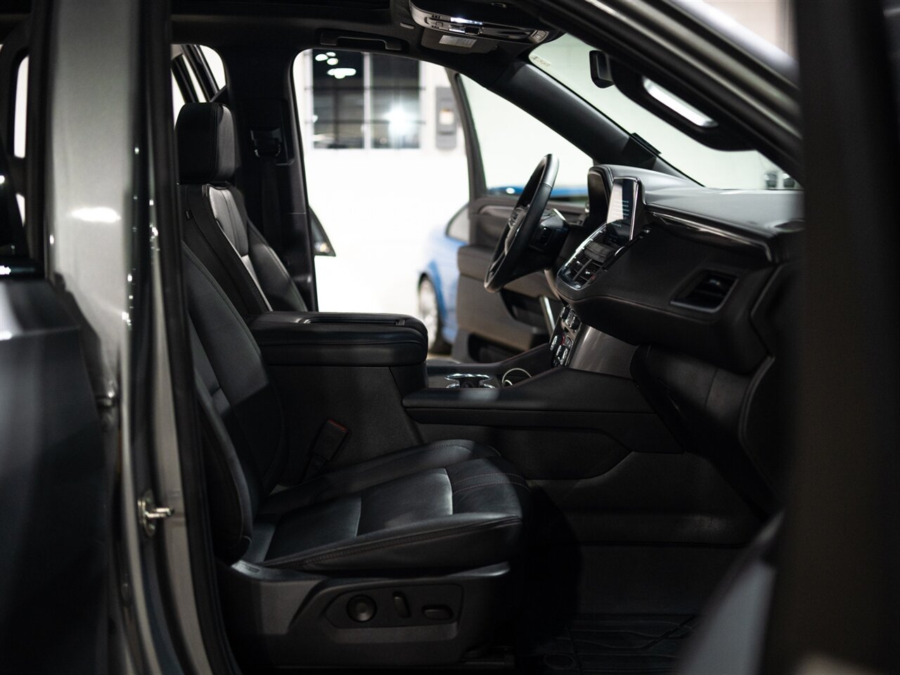 2024 Chevrolet Tahoe RST   - Photo 36 - Peoria, IL 61615