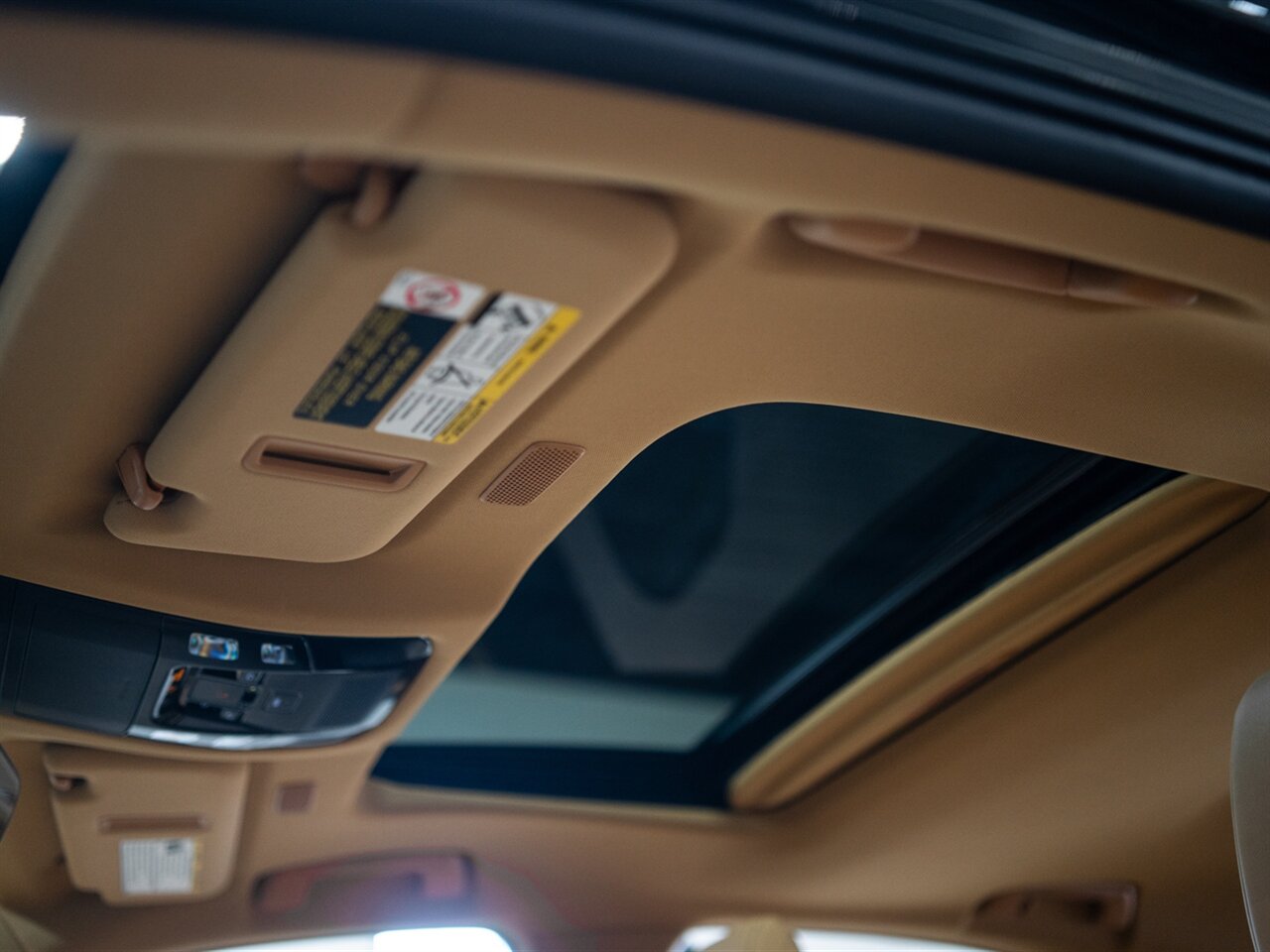 2025 Lexus NX 350h Premium - Photo 32 - Peoria, IL 61615