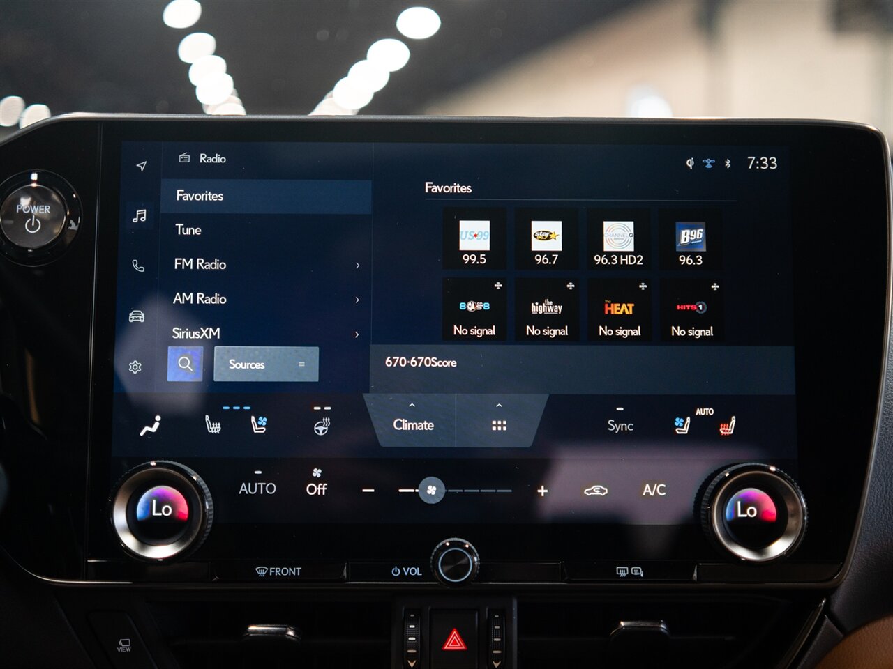 2025 Lexus NX 350h Premium - Photo 26 - Peoria, IL 61615