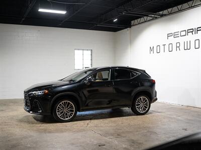 2025 Lexus NX 350h Premium - Photo 4 - Peoria, IL 61615