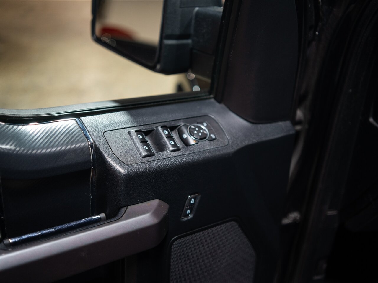 2020 Ford F-150 XLT - Photo 21 - Peoria, IL 61615