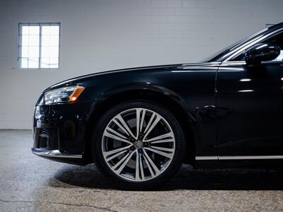 2020 Audi A8 L quattro 60 TFSI   - Photo 10 - Peoria, IL 61615