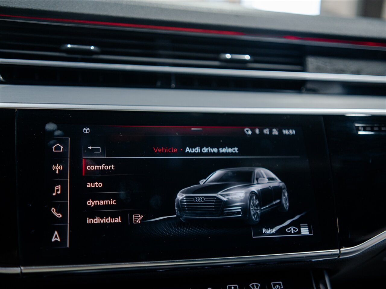 2020 Audi A8 L quattro 60 TFSI   - Photo 31 - Peoria, IL 61615