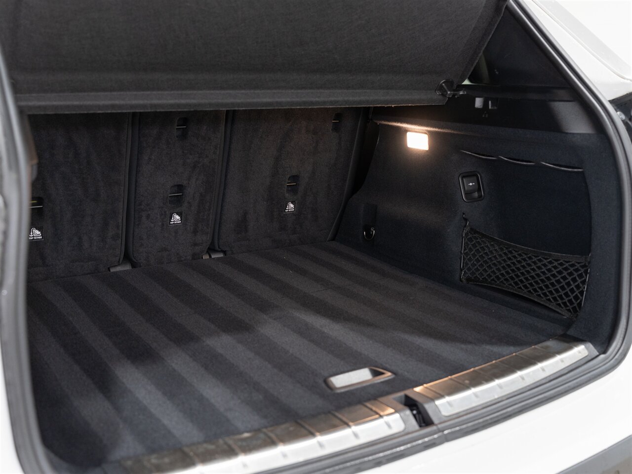 2018 BMW X1 xDrive28i   - Photo 14 - Peoria, IL 61615