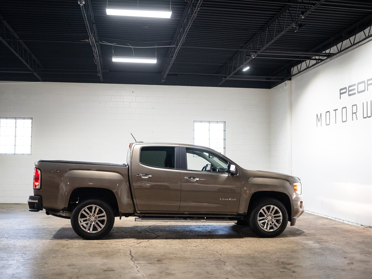 2016 GMC Canyon SLT   - Photo 7 - Peoria, IL 61615