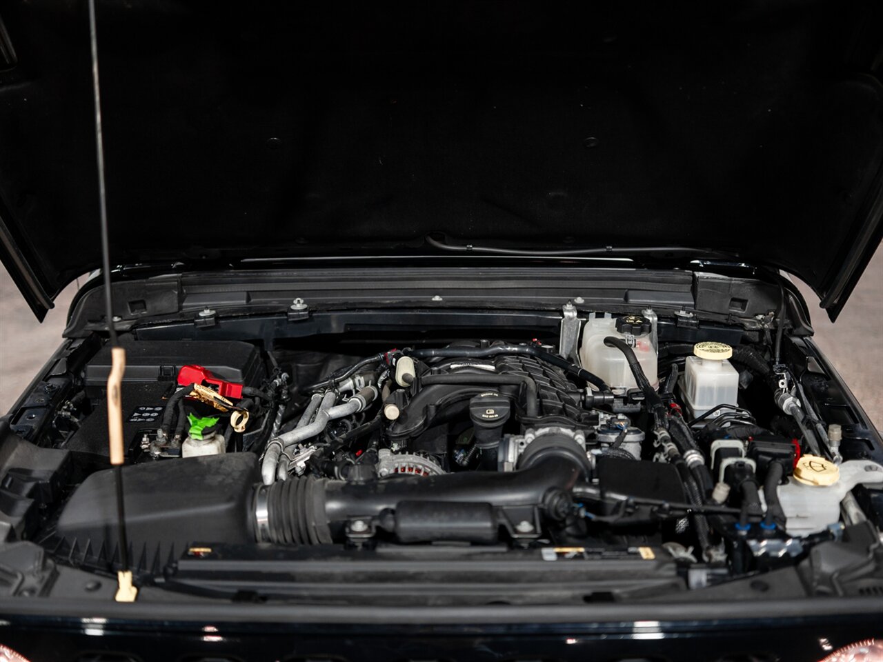 2022 Jeep Gladiator Sport S   - Photo 28 - Peoria, IL 61615