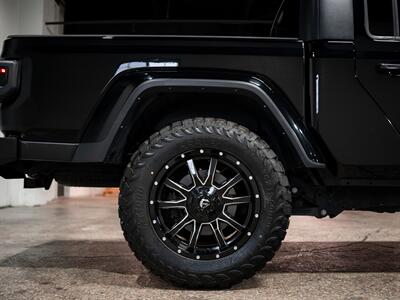 2022 Jeep Gladiator Sport S   - Photo 14 - Peoria, IL 61615