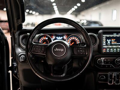 2022 Jeep Gladiator Sport S   - Photo 21 - Peoria, IL 61615