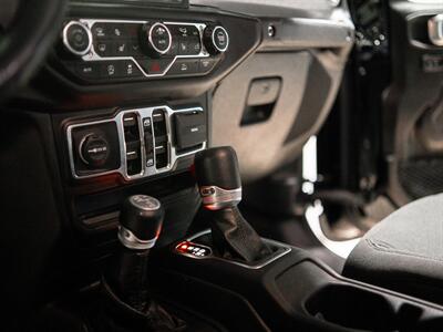 2022 Jeep Gladiator Sport S   - Photo 25 - Peoria, IL 61615