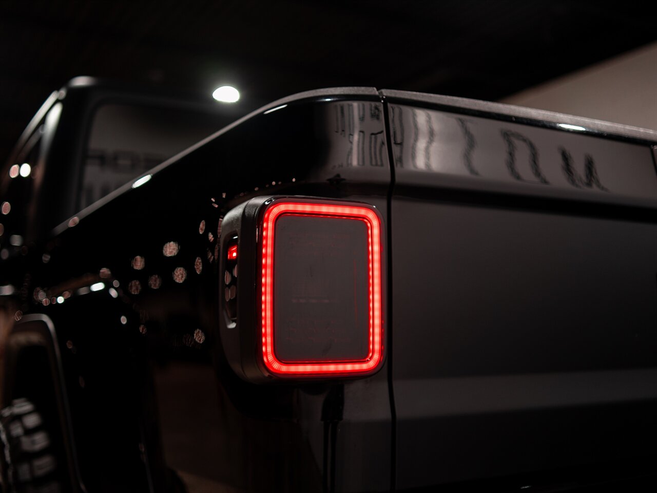 2022 Jeep Gladiator Sport S   - Photo 12 - Peoria, IL 61615