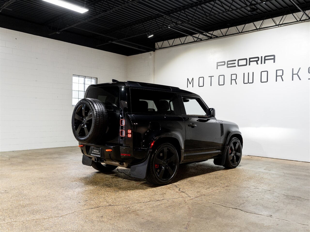 2021 Land Rover Defender 90 X - Photo 6 - Peoria, IL 61615