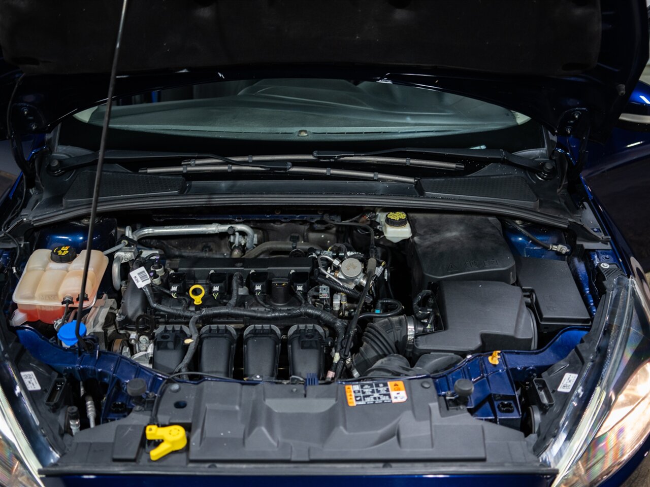 2017 Ford Focus SEL   - Photo 18 - Peoria, IL 61615