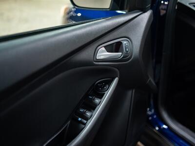 2017 Ford Focus SEL   - Photo 39 - Peoria, IL 61615