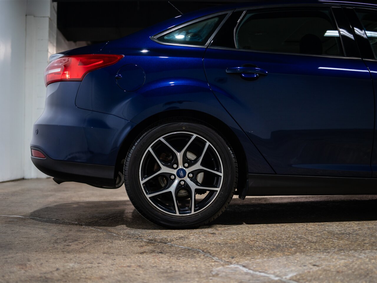 2017 Ford Focus SEL   - Photo 14 - Peoria, IL 61615