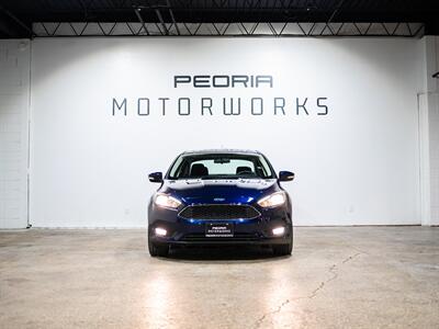 2017 Ford Focus SEL   - Photo 2 - Peoria, IL 61615