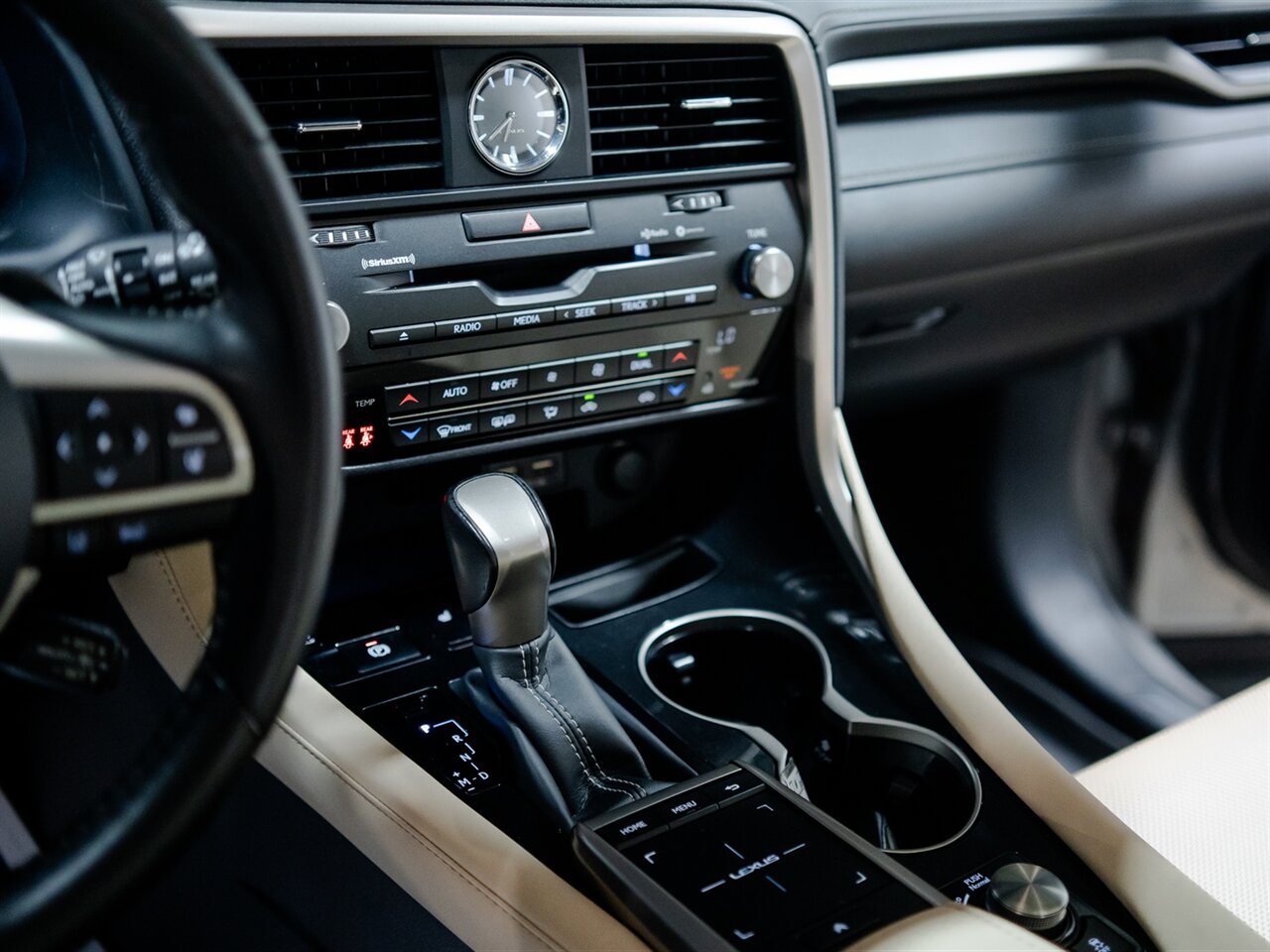 2021 Lexus RX 350   - Photo 22 - Peoria, IL 61615