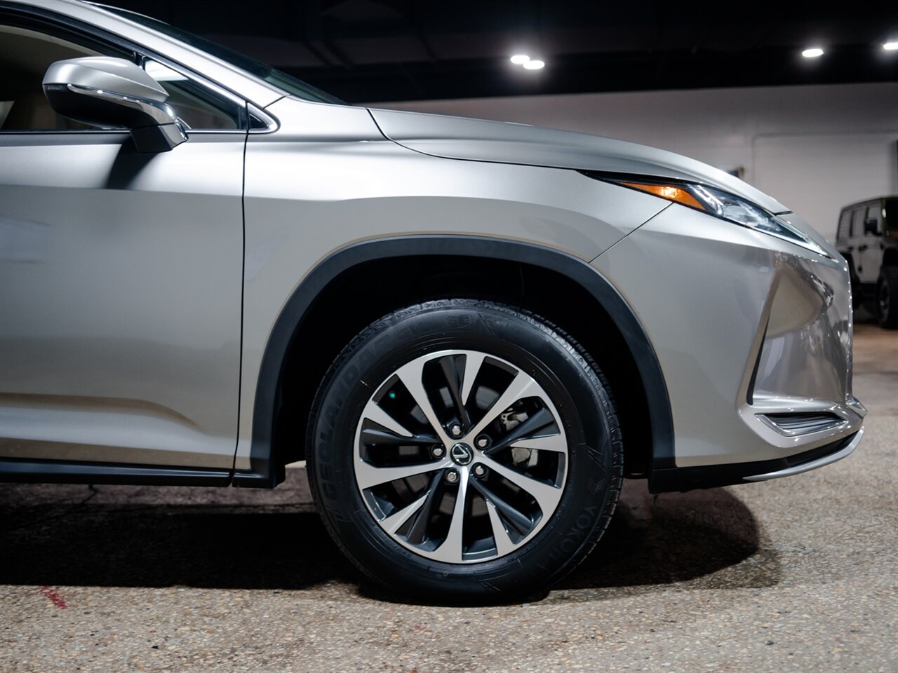 2021 Lexus RX 350   - Photo 16 - Peoria, IL 61615