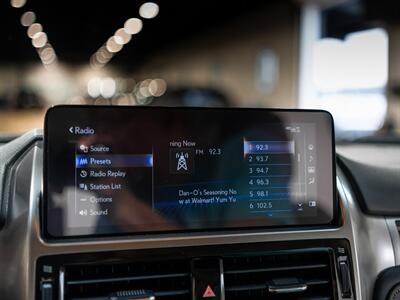 2023 Lexus GX 460 Premium - Photo 28 - Peoria, IL 61615