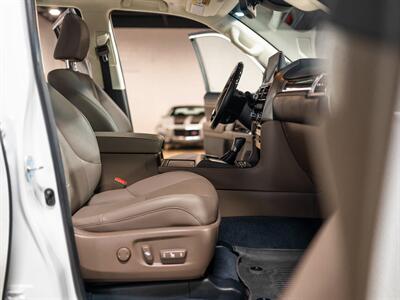 2023 Lexus GX 460 Premium - Photo 34 - Peoria, IL 61615