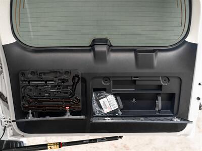 2023 Lexus GX 460 Premium - Photo 23 - Peoria, IL 61615