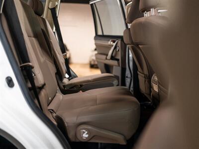 2023 Lexus GX 460 Premium - Photo 37 - Peoria, IL 61615