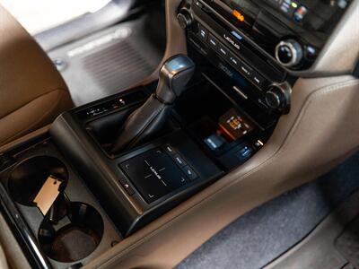 2023 Lexus GX 460 Premium - Photo 31 - Peoria, IL 61615