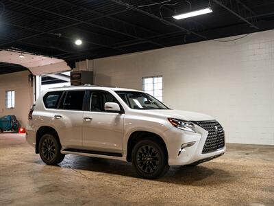 2023 Lexus GX 460 Premium - Photo 12 - Peoria, IL 61615