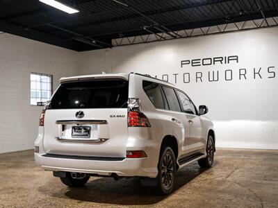 2023 Lexus GX 460 Premium - Photo 10 - Peoria, IL 61615