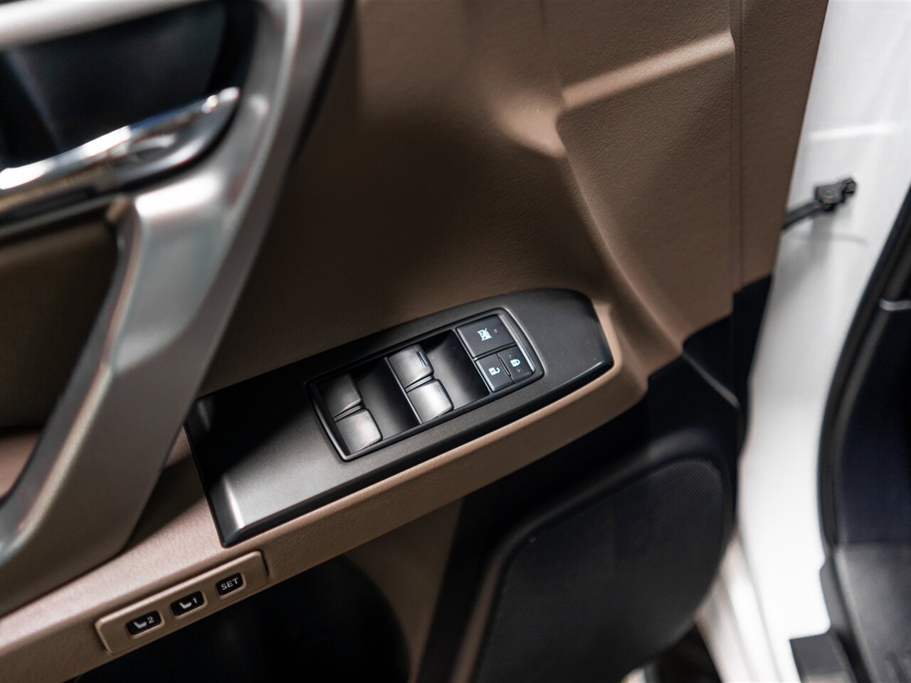 2023 Lexus GX 460 Premium - Photo 29 - Peoria, IL 61615