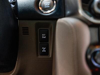 2023 Lexus GX 460 Premium - Photo 30 - Peoria, IL 61615