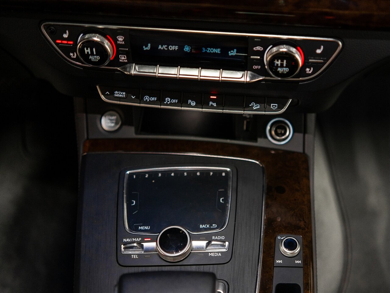 2019 Audi Q5 quattro Prestige 45 TFSI   - Photo 44 - Peoria, IL 61615