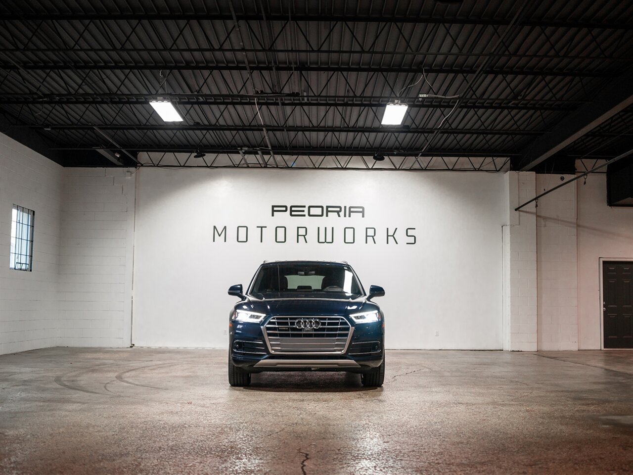 2019 Audi Q5 quattro Prestige 45 TFSI   - Photo 2 - Peoria, IL 61615