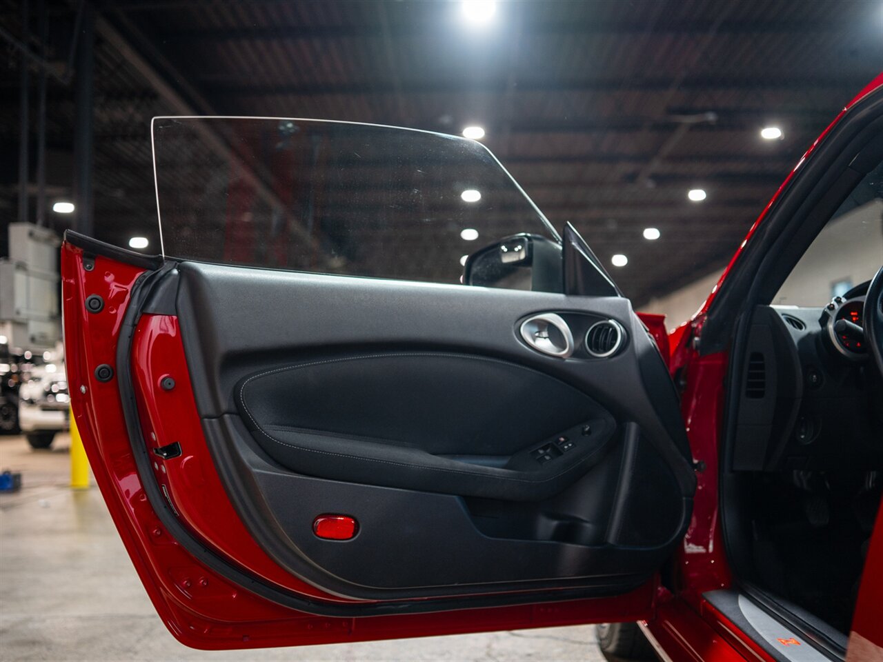 2014 Nissan 370Z   - Photo 31 - Peoria, IL 61615