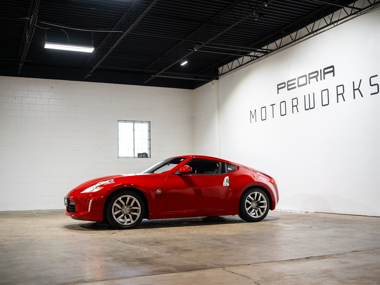 2014 Nissan 370Z   - Photo 4 - Peoria, IL 61615