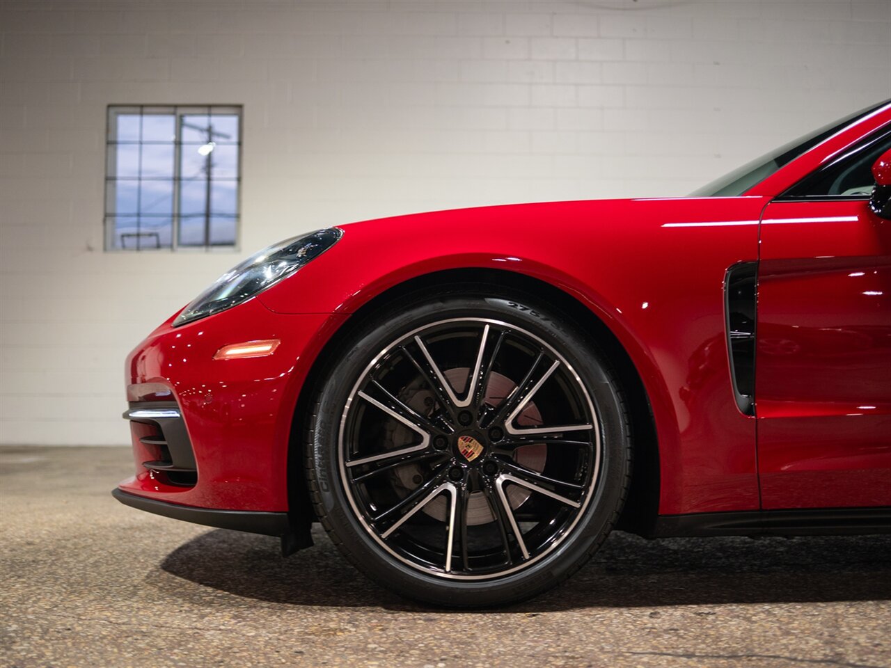 2017 Porsche Panamera 4S - Photo 10 - Peoria, IL 61615