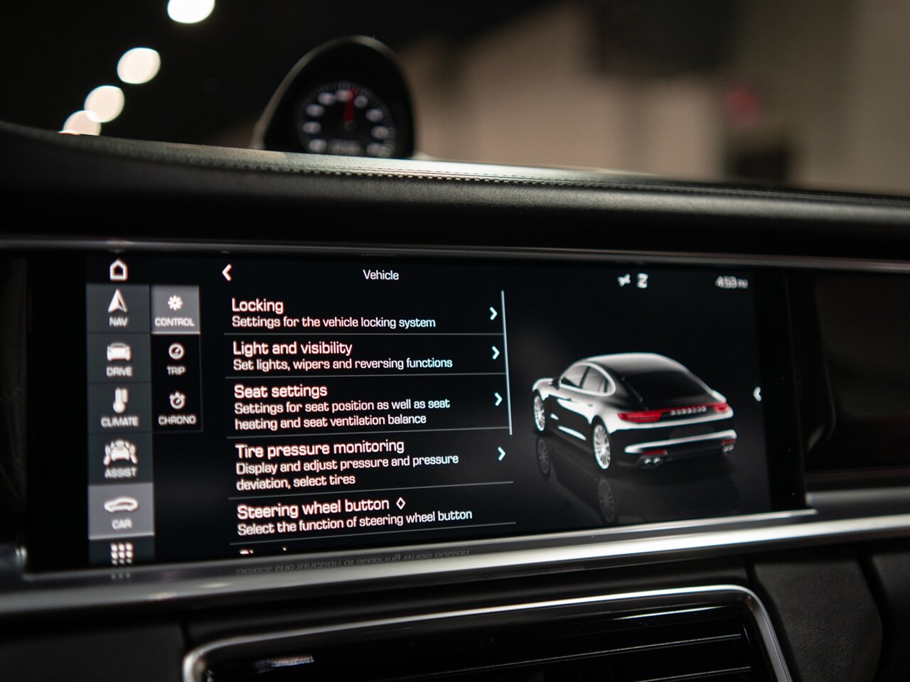 2017 Porsche Panamera 4S - Photo 32 - Peoria, IL 61615