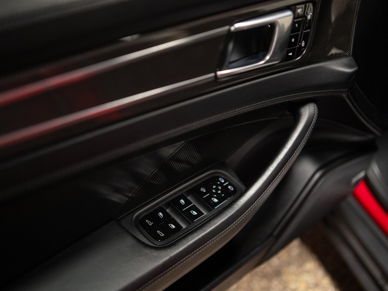 2017 Porsche Panamera 4S - Photo 46 - Peoria, IL 61615