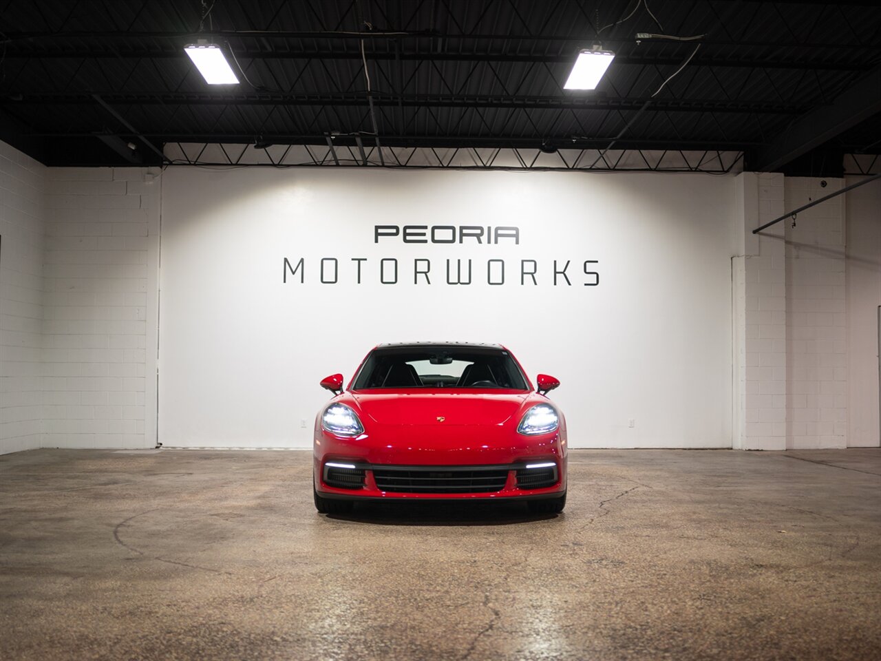 2017 Porsche Panamera 4S - Photo 3 - Peoria, IL 61615