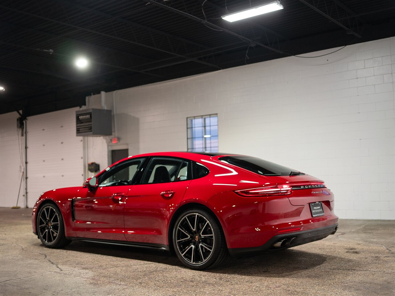 2017 Porsche Panamera 4S - Photo 5 - Peoria, IL 61615