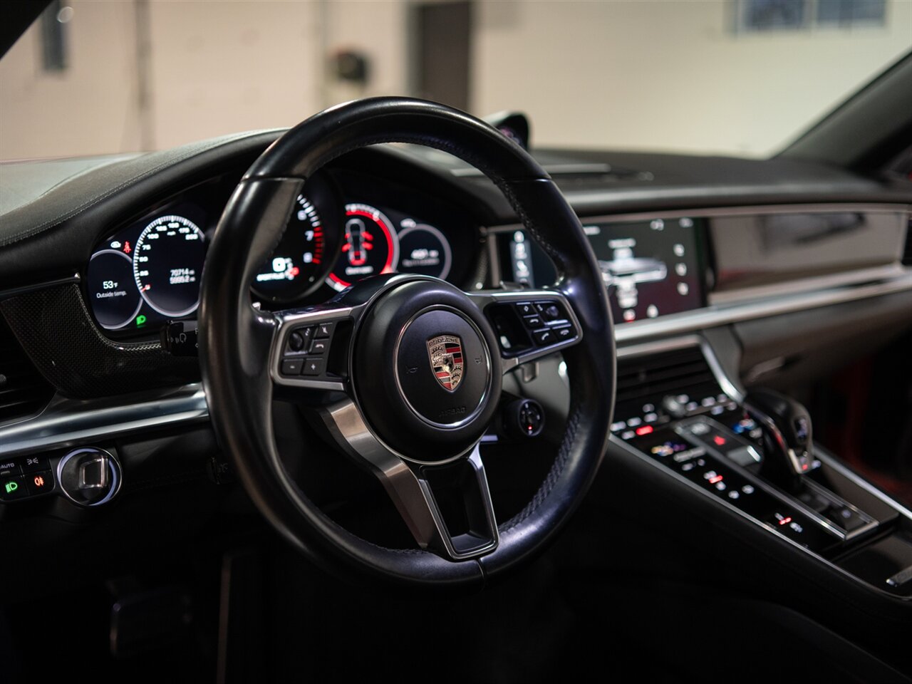 2017 Porsche Panamera 4S - Photo 23 - Peoria, IL 61615